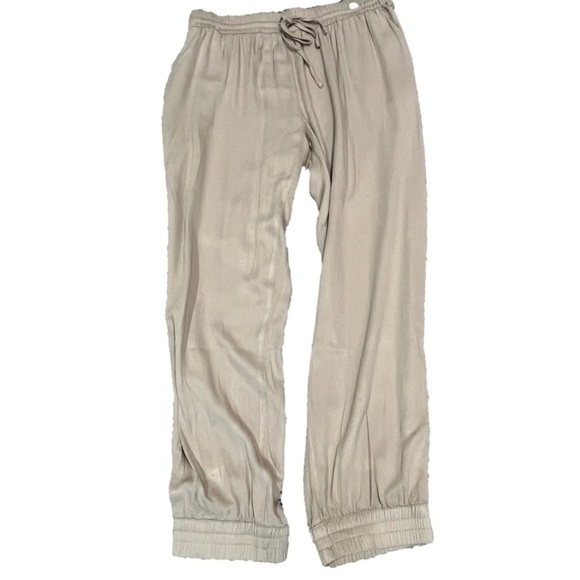 NEW Illa Illa lightweight taupe  pants - Picture 1 of 6